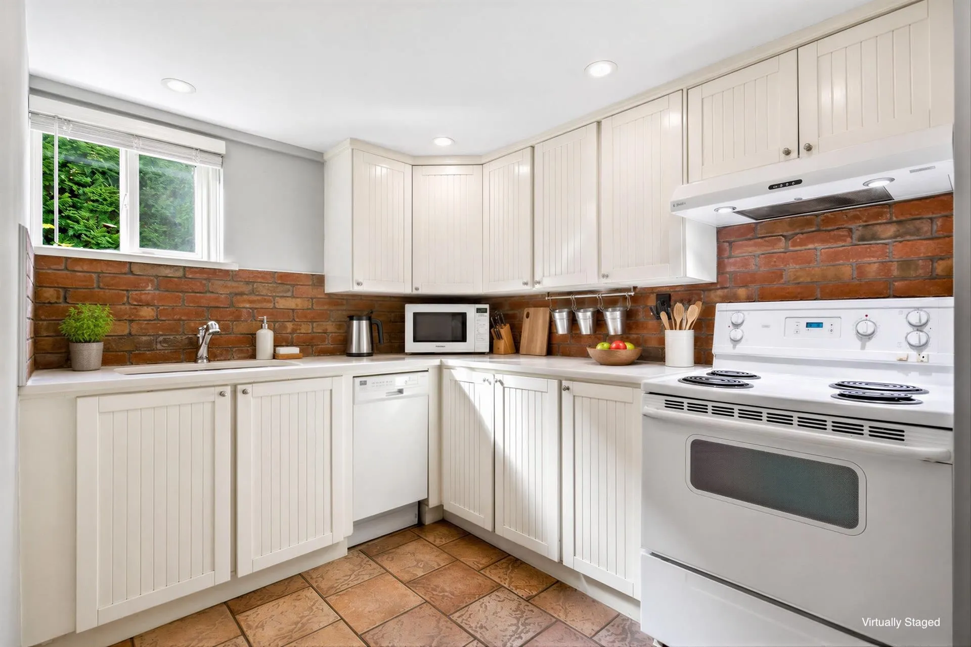 725 Fifth Street