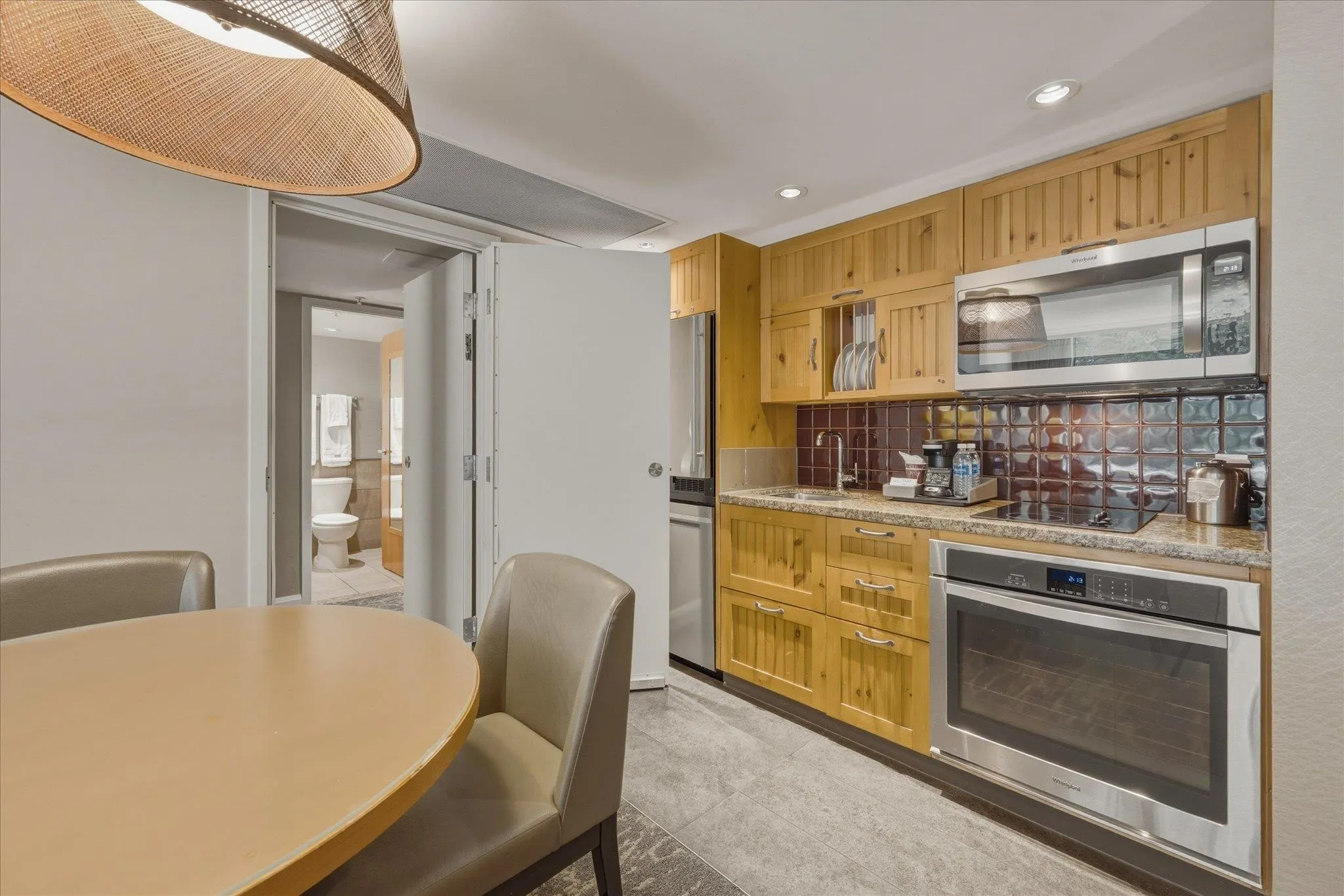 4090 Whistler Way #871/872