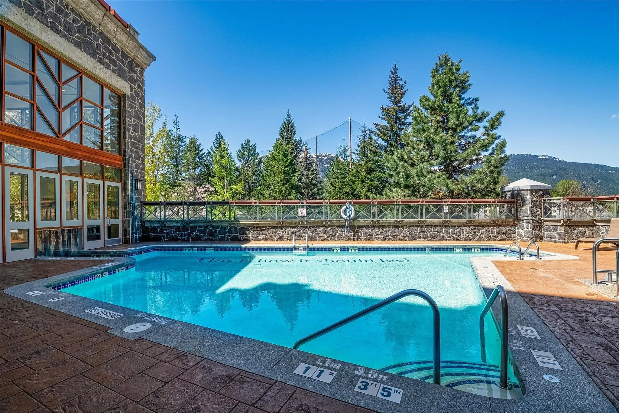 4090 Whistler Way #871/872