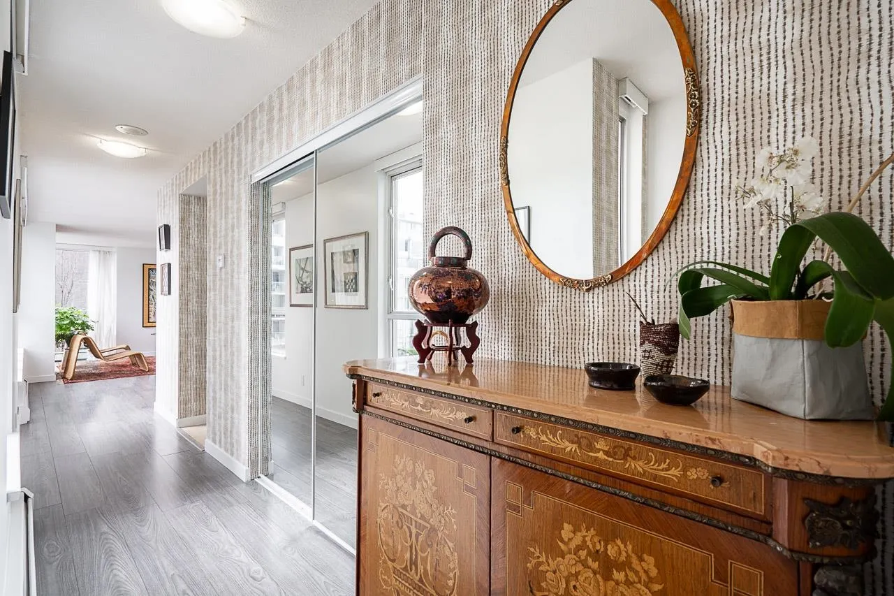 1228 Marinaside Crescent #302