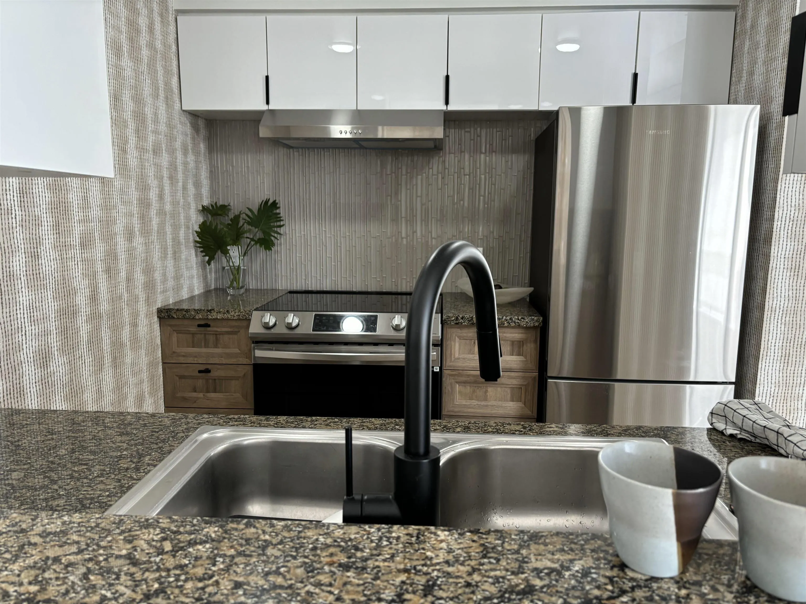 1228 Marinaside Crescent #302