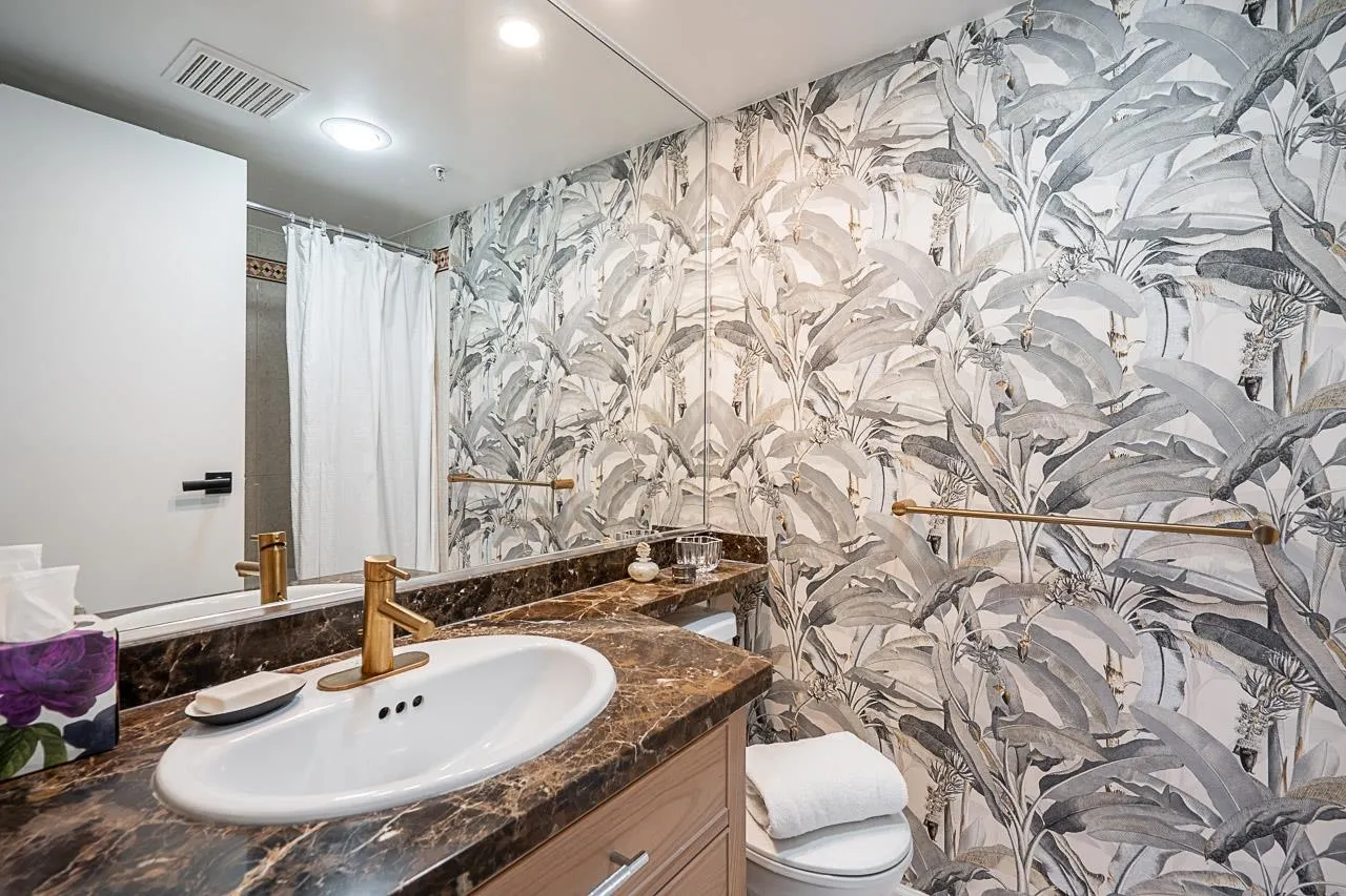 1228 Marinaside Crescent #302