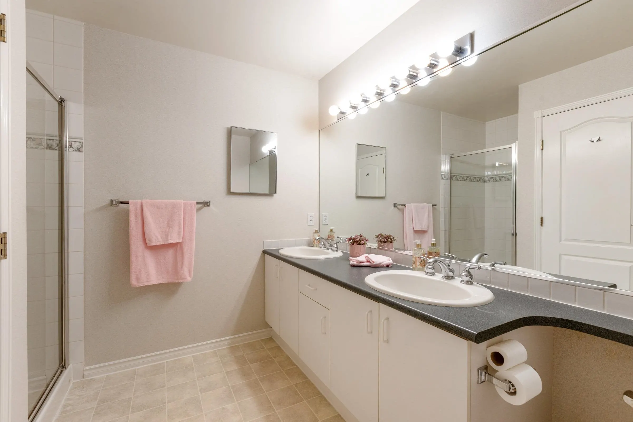 20655 88 Avenue #328