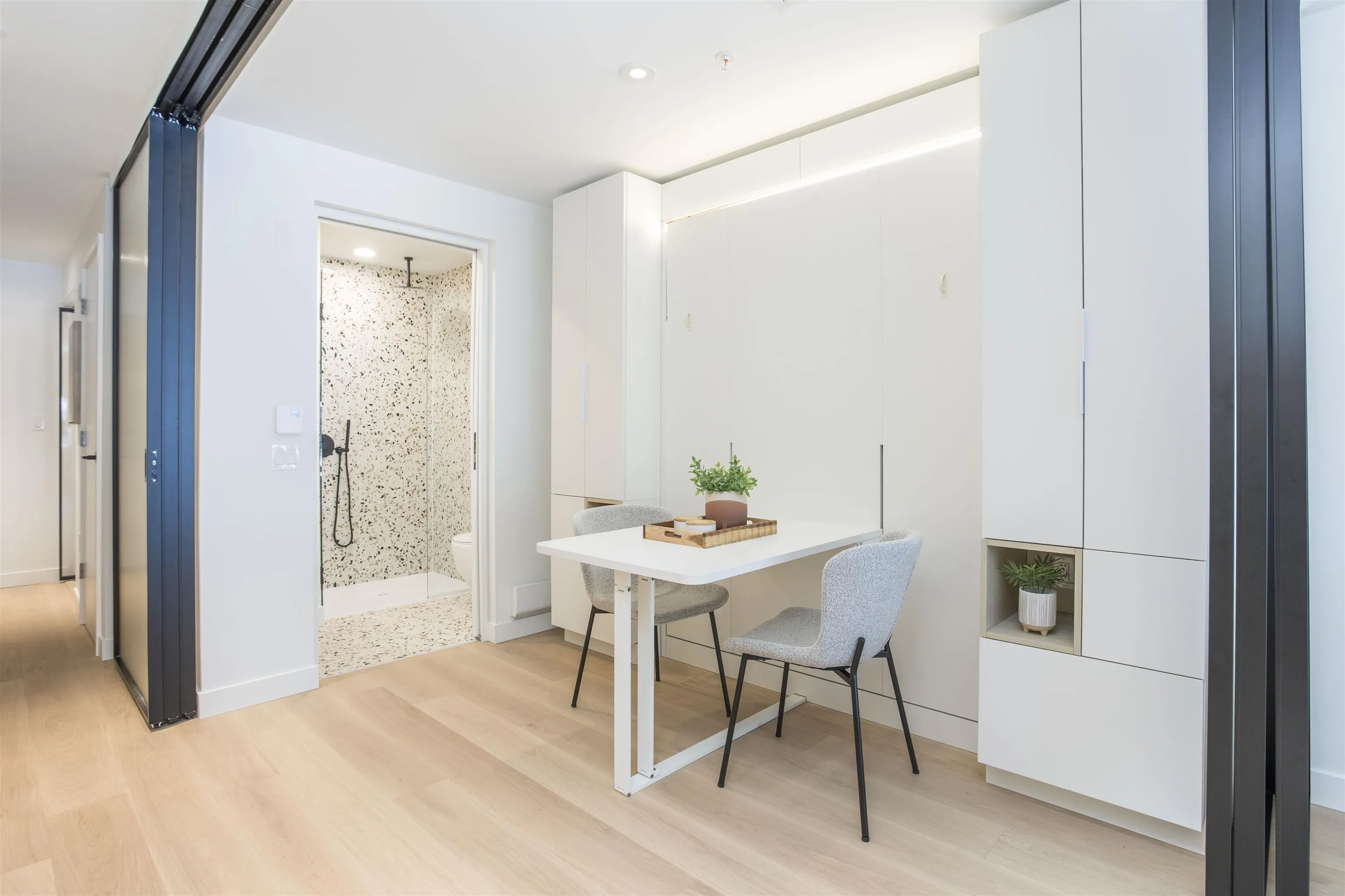 2471 St. George Street #319