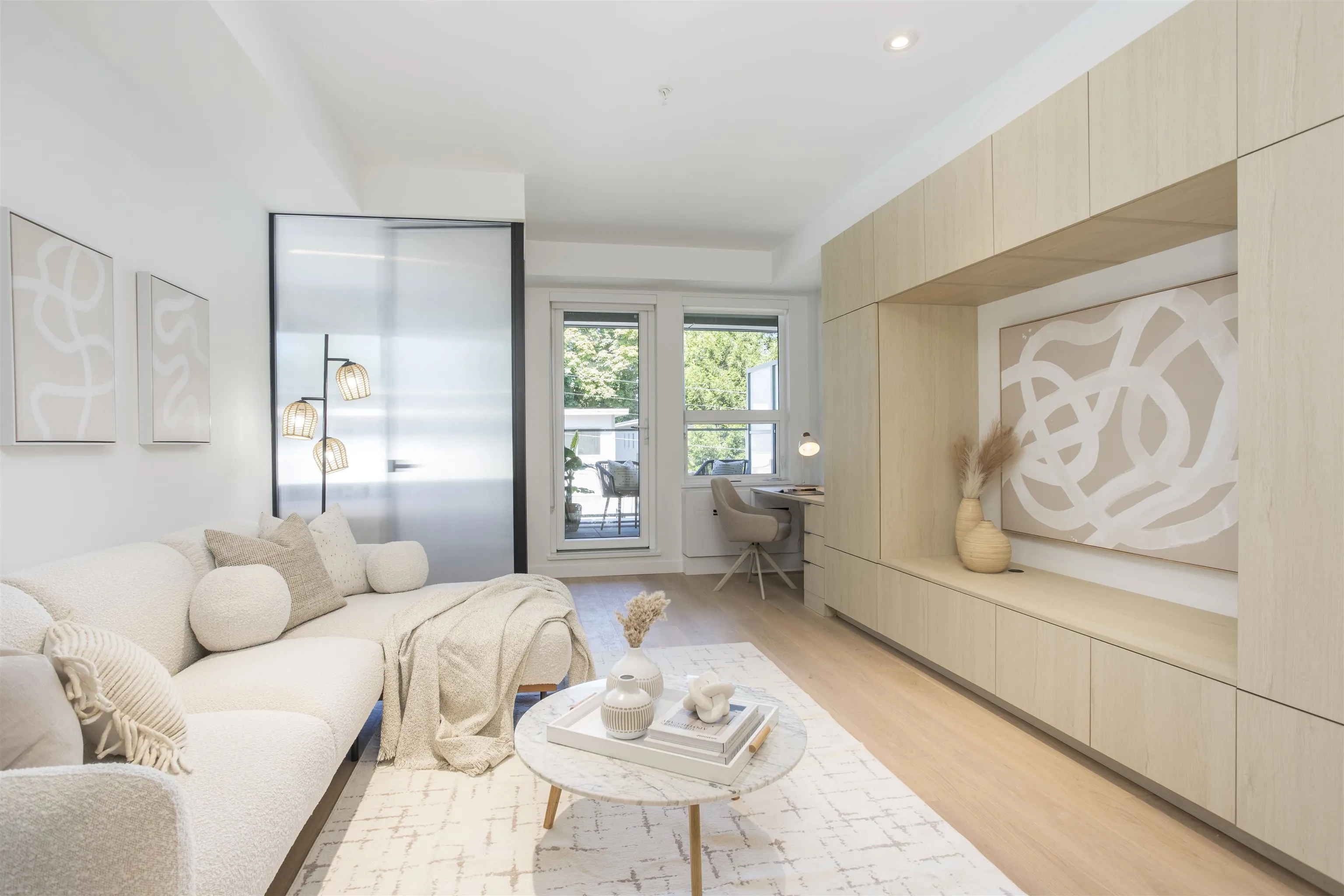 2471 St. George Street #319