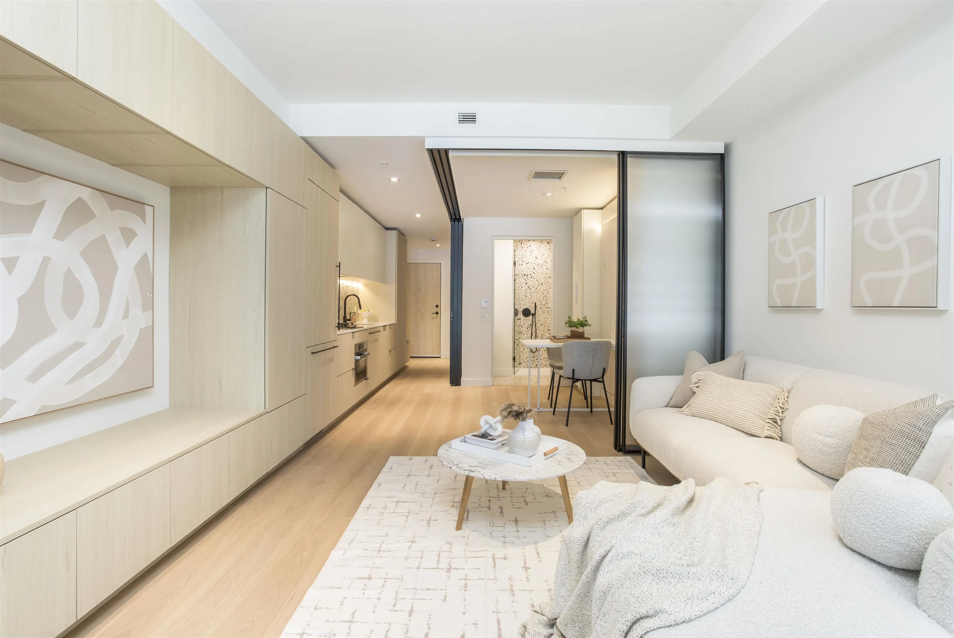 2471 St. George Street #319