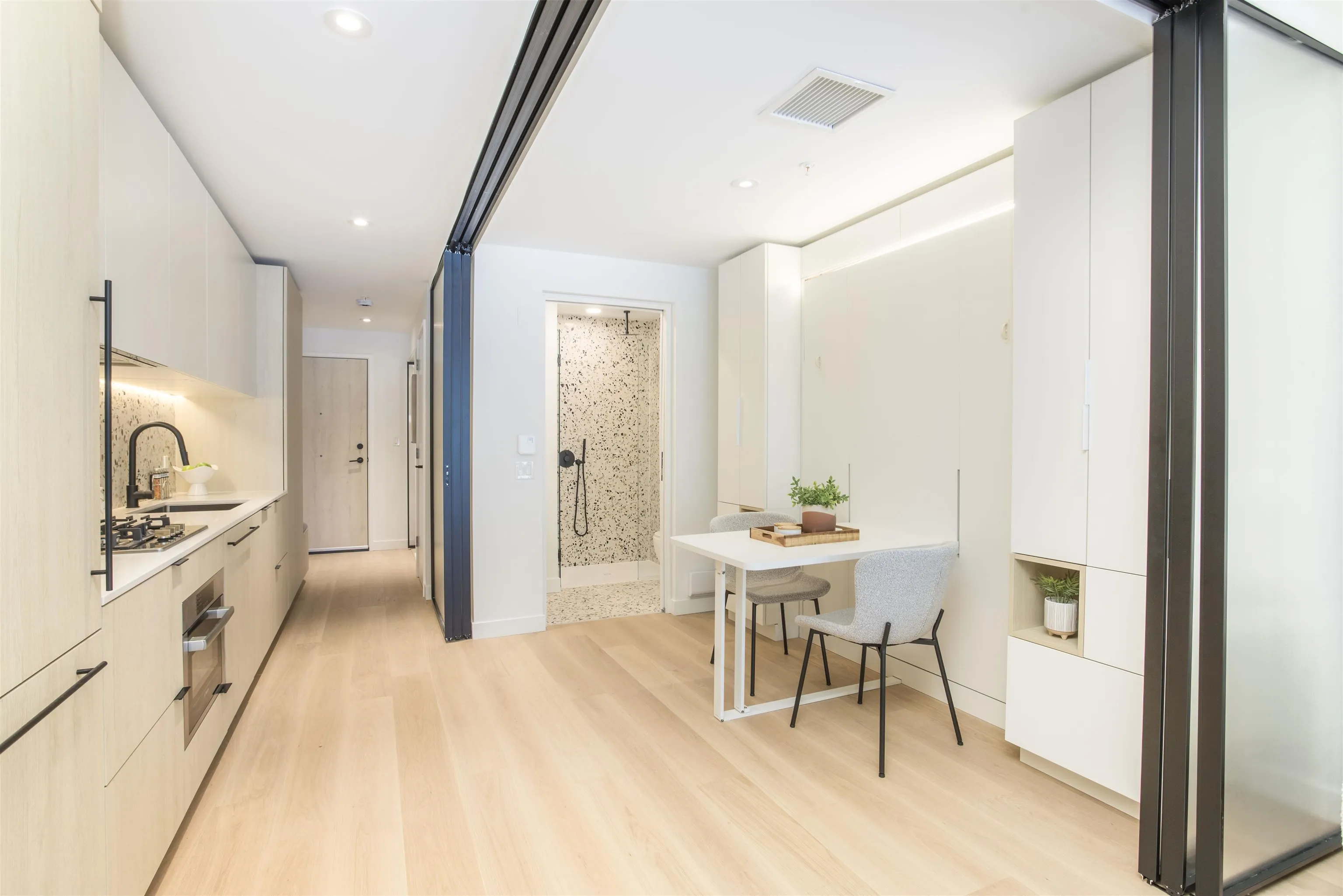 2471 St. George Street #319