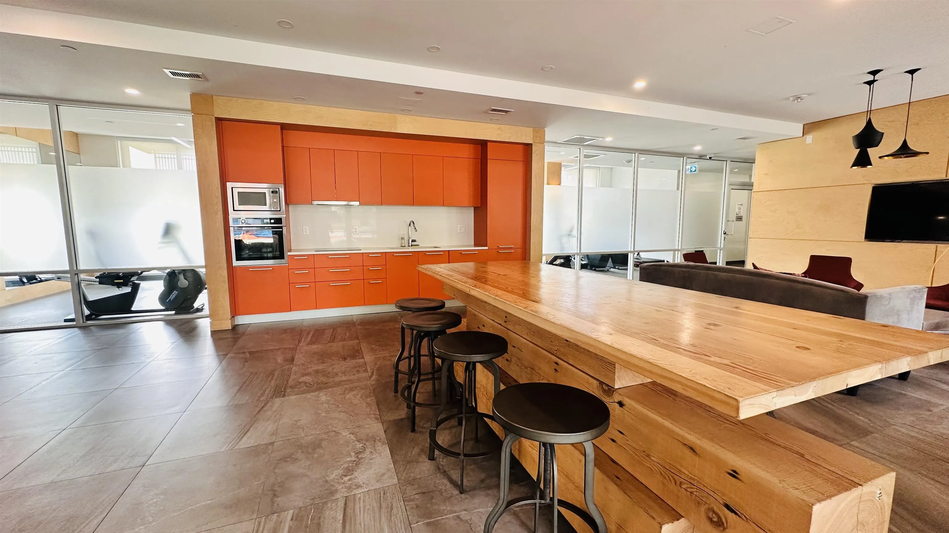 285 E 10th Avenue #1806