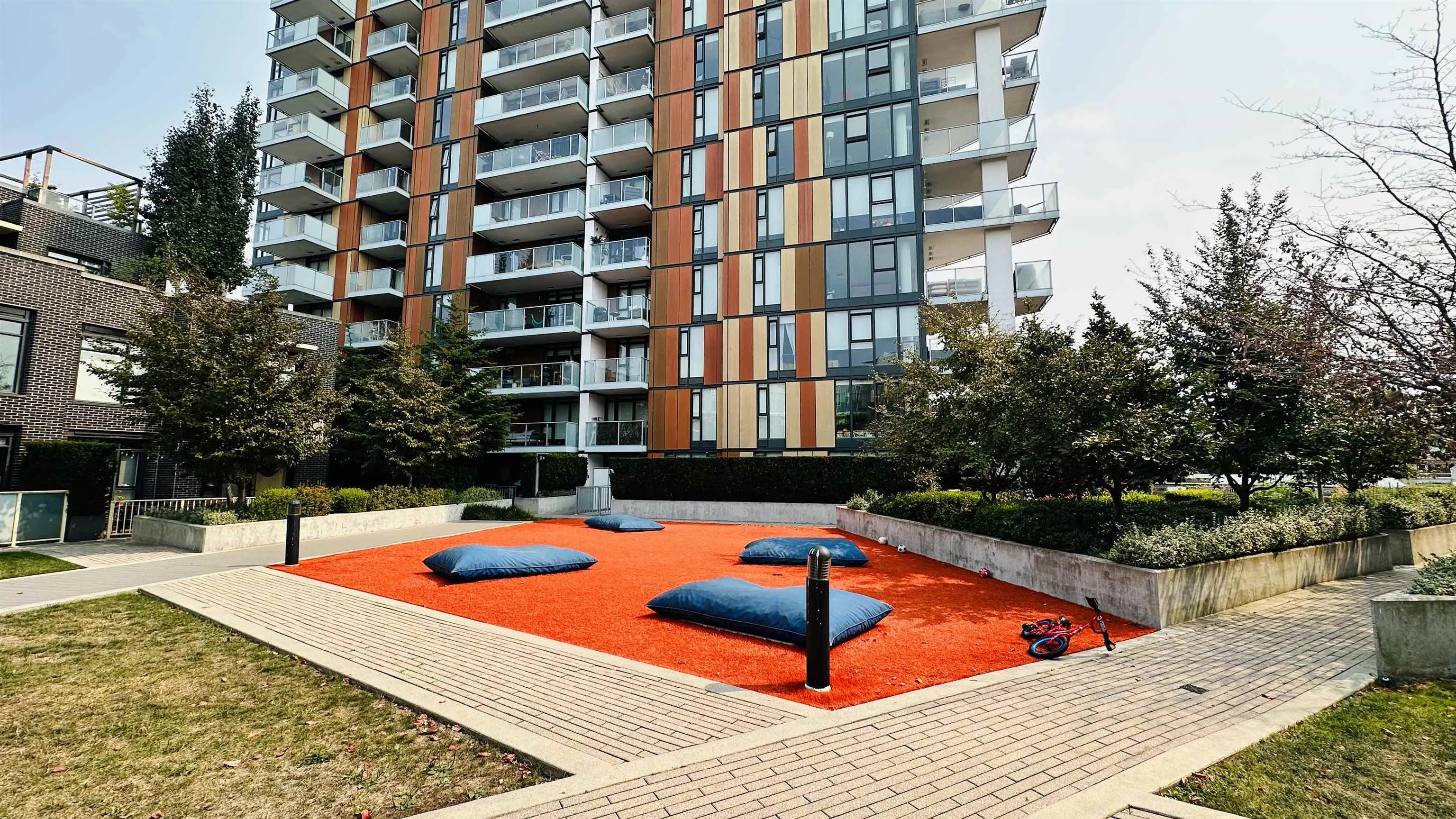 285 E 10th Avenue #1806