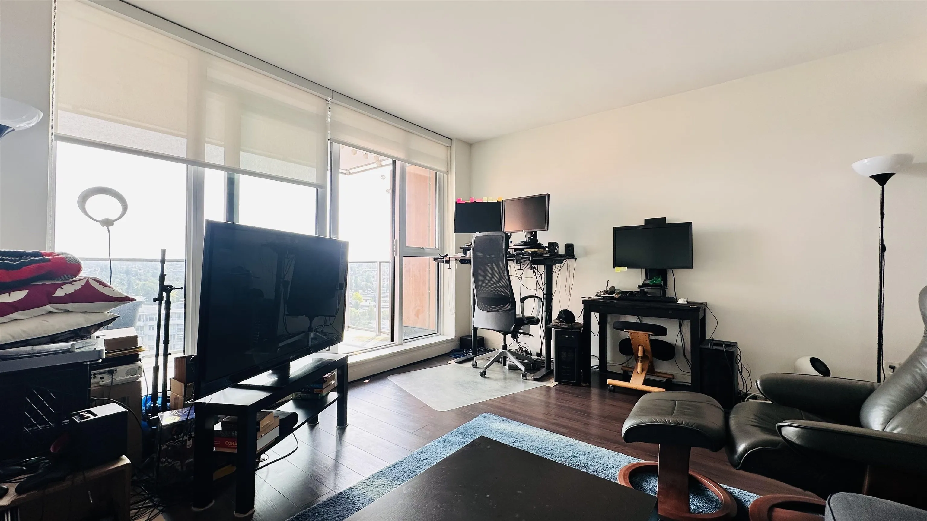 285 E 10th Avenue #1806