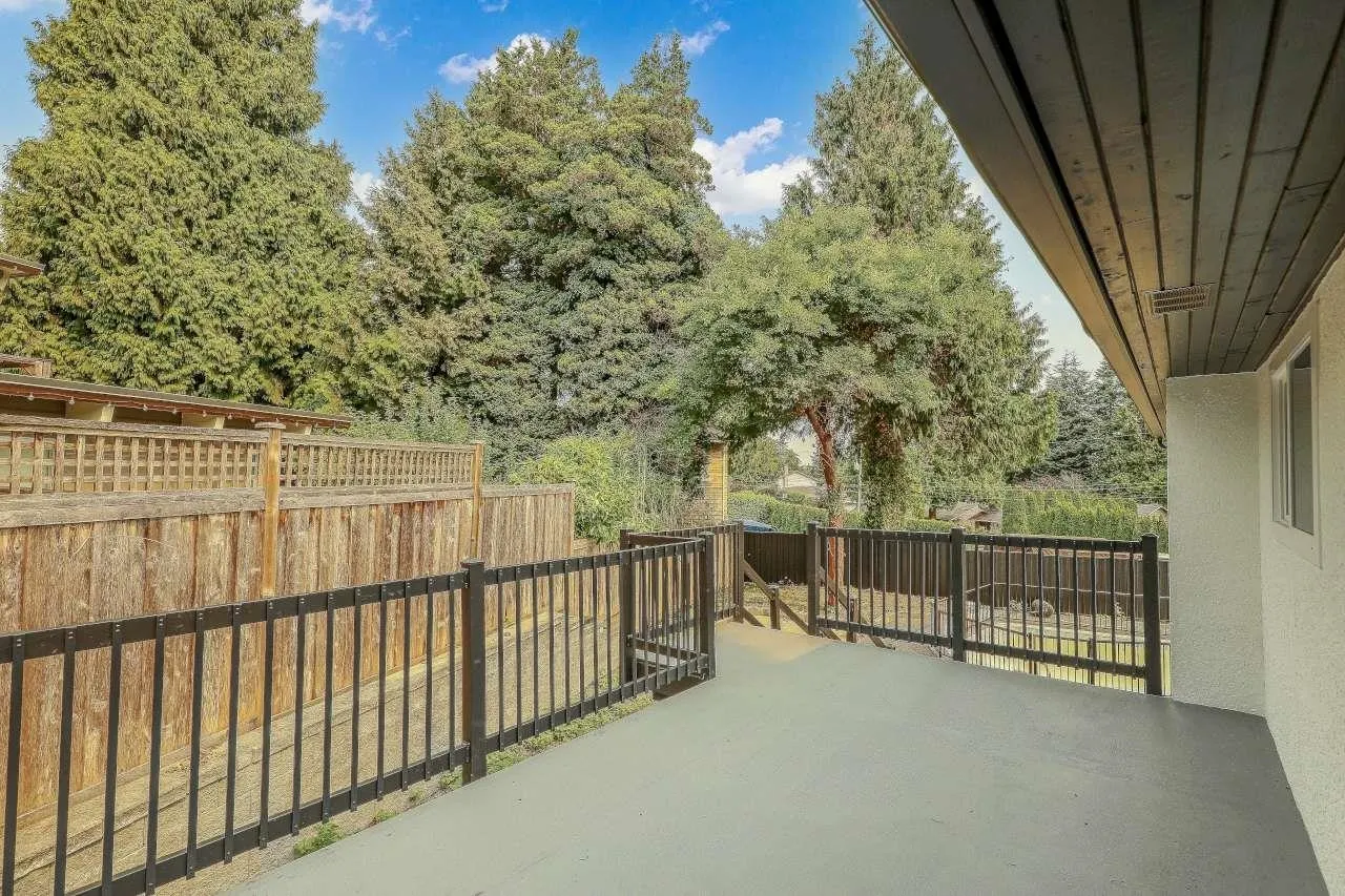 869 Gale Drive