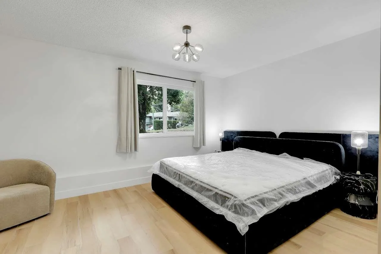 869 Gale Drive