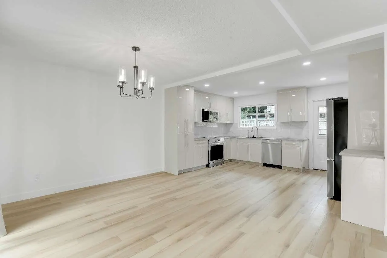 869 Gale Drive