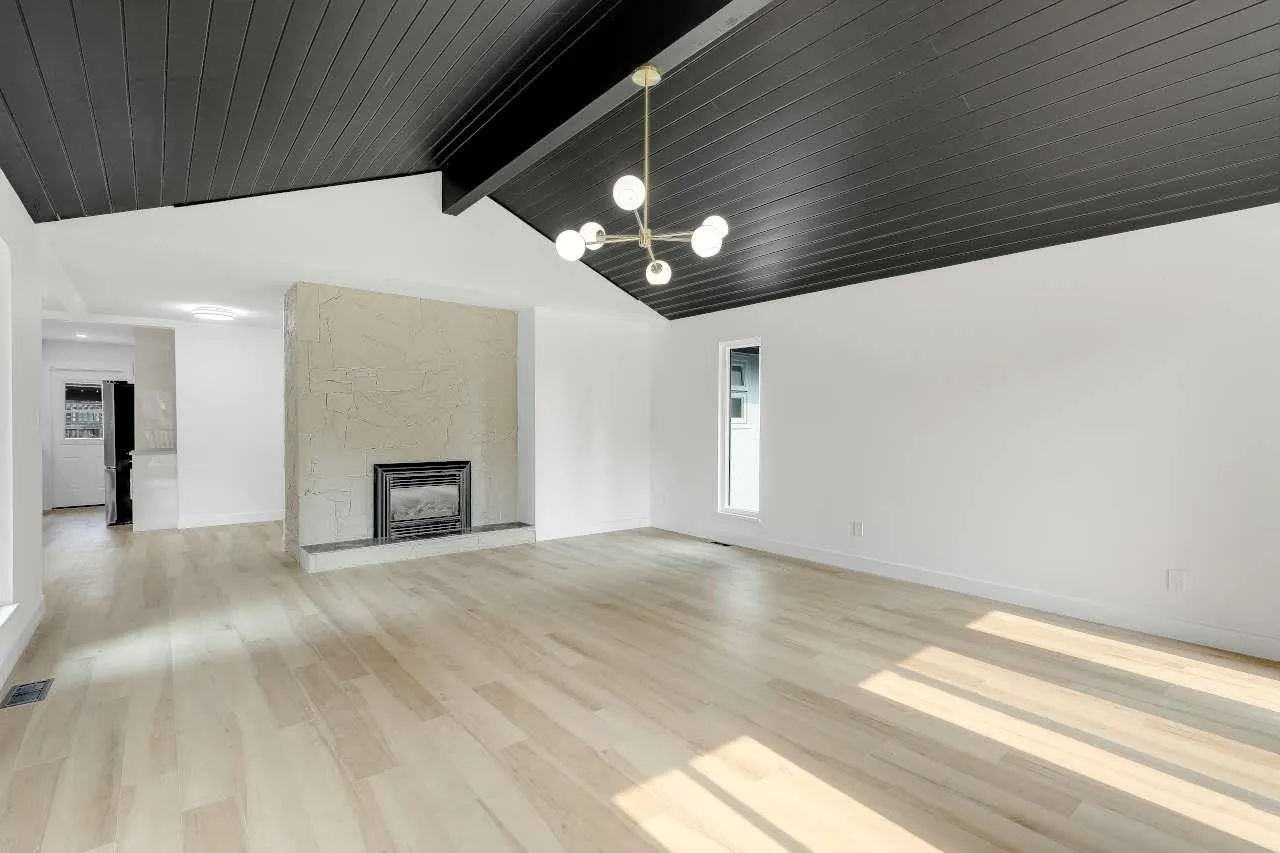 869 Gale Drive