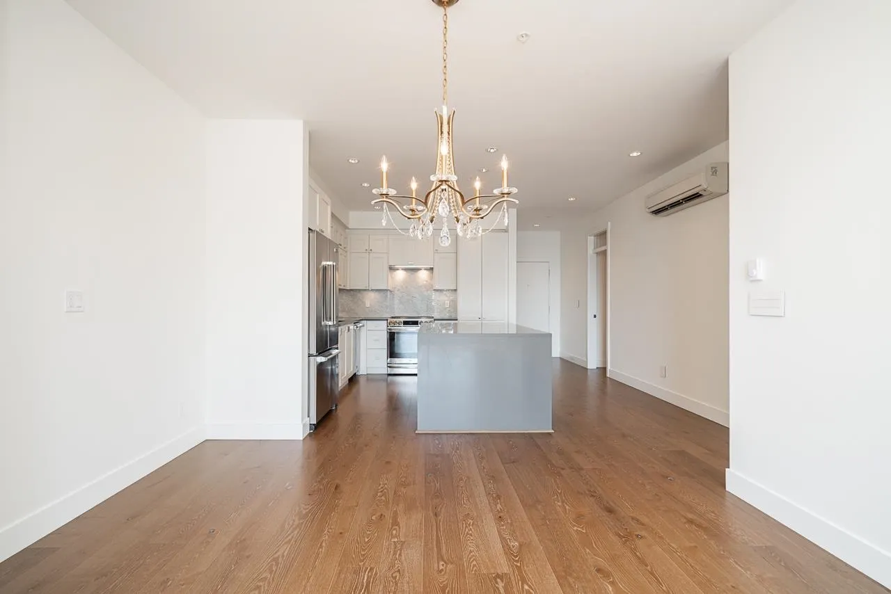 14855 Thrift Avenue #509
