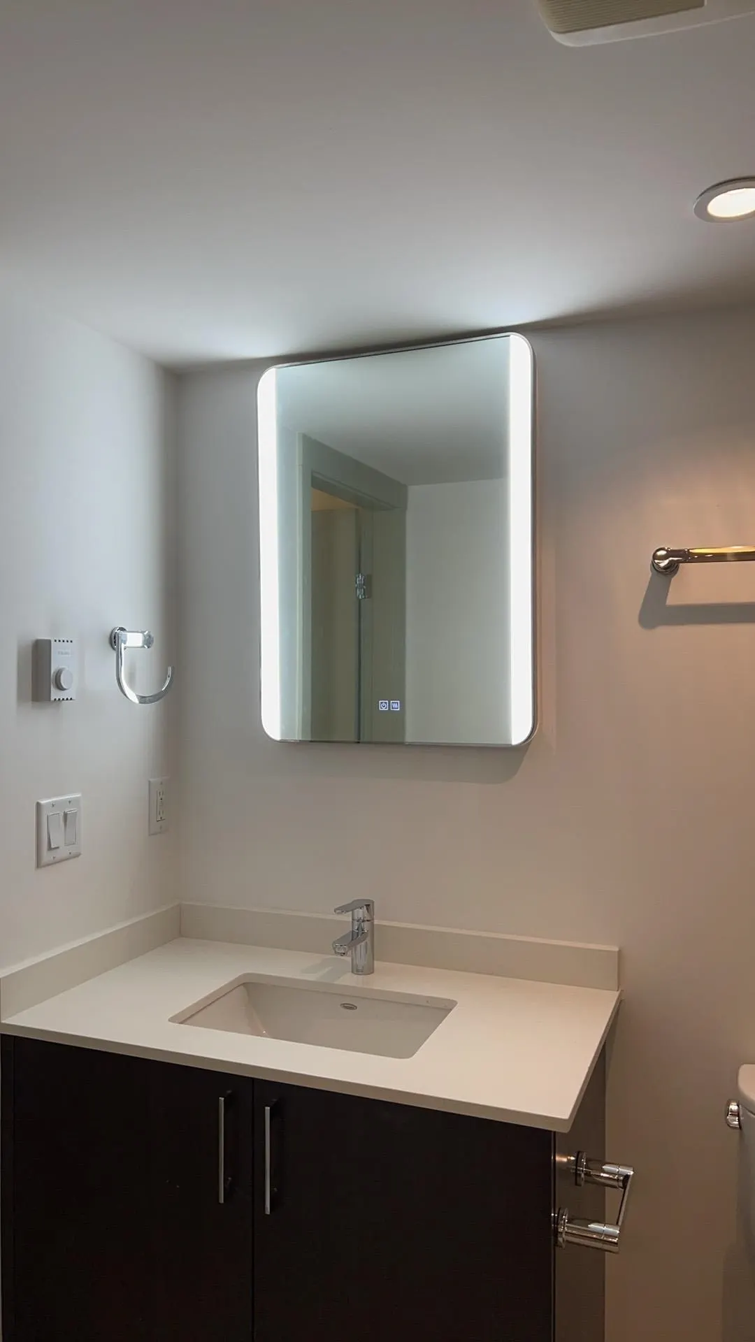 8695 160 Street #202