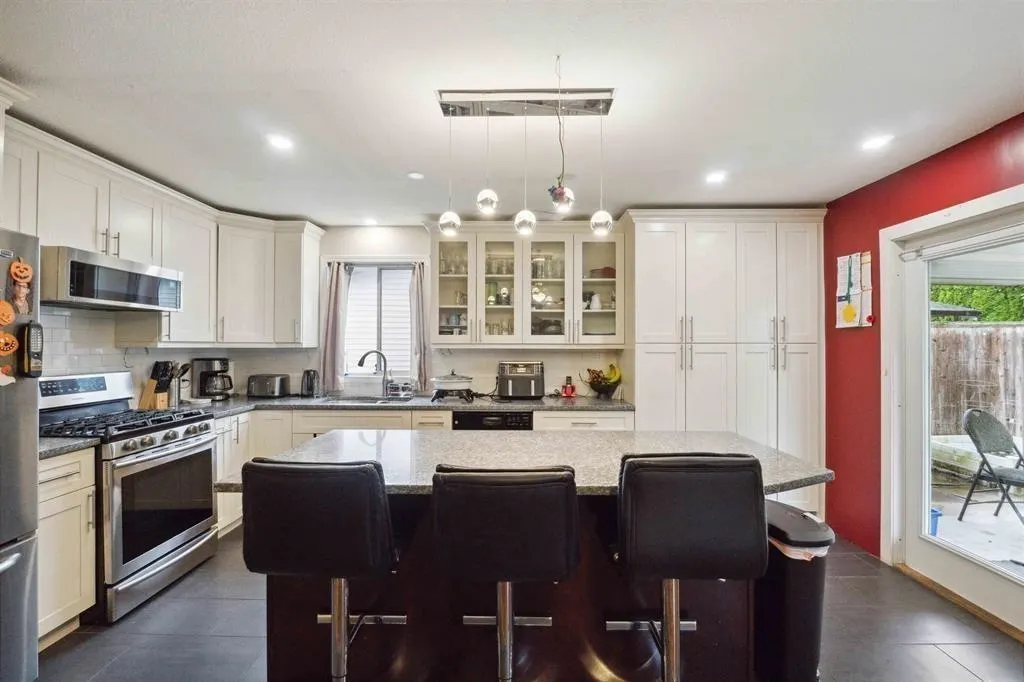 2717 Dehavilland Court