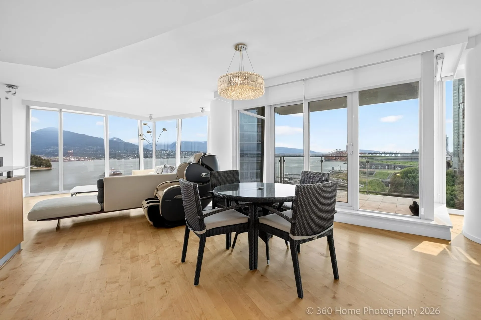 1281 W Cordova Street #1402