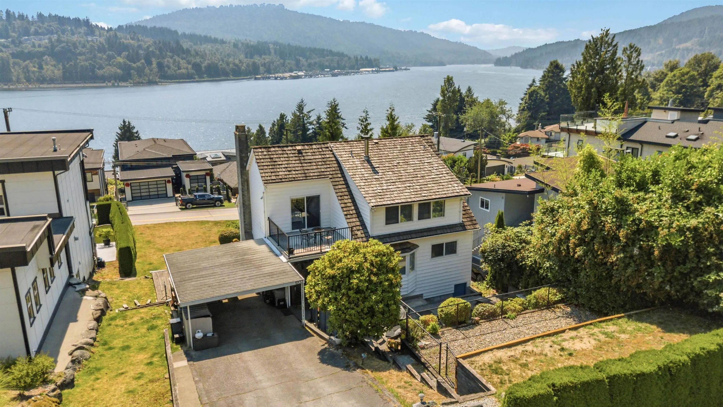 1237 Ioco Road