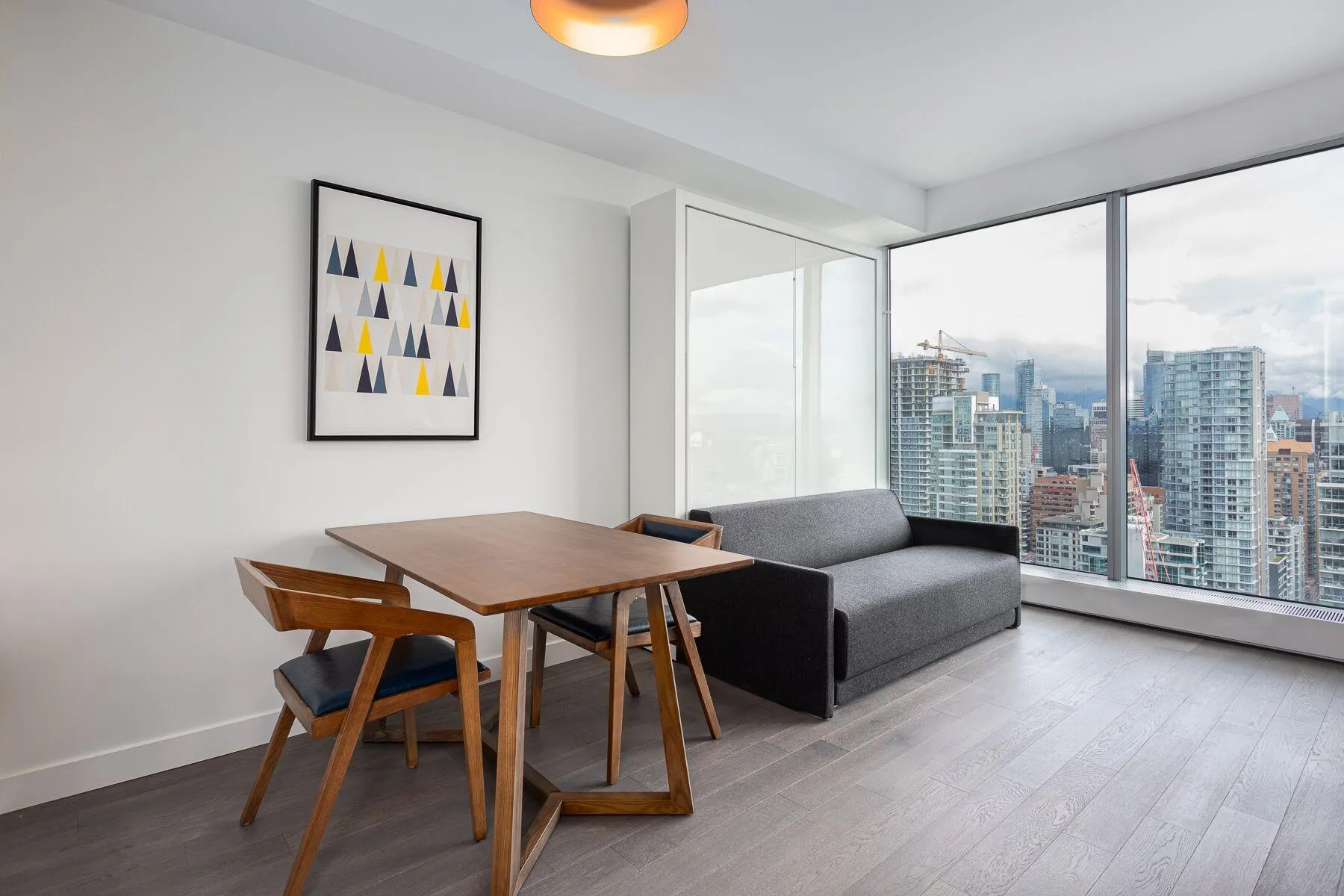 1480 Howe Street #4607
