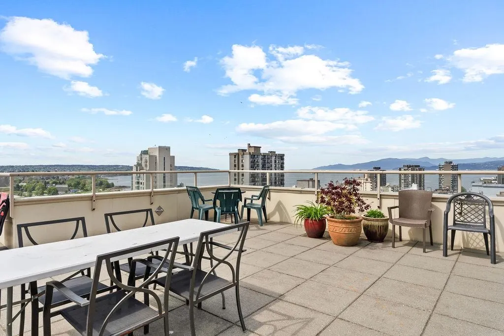 1250 Burnaby Street #203
