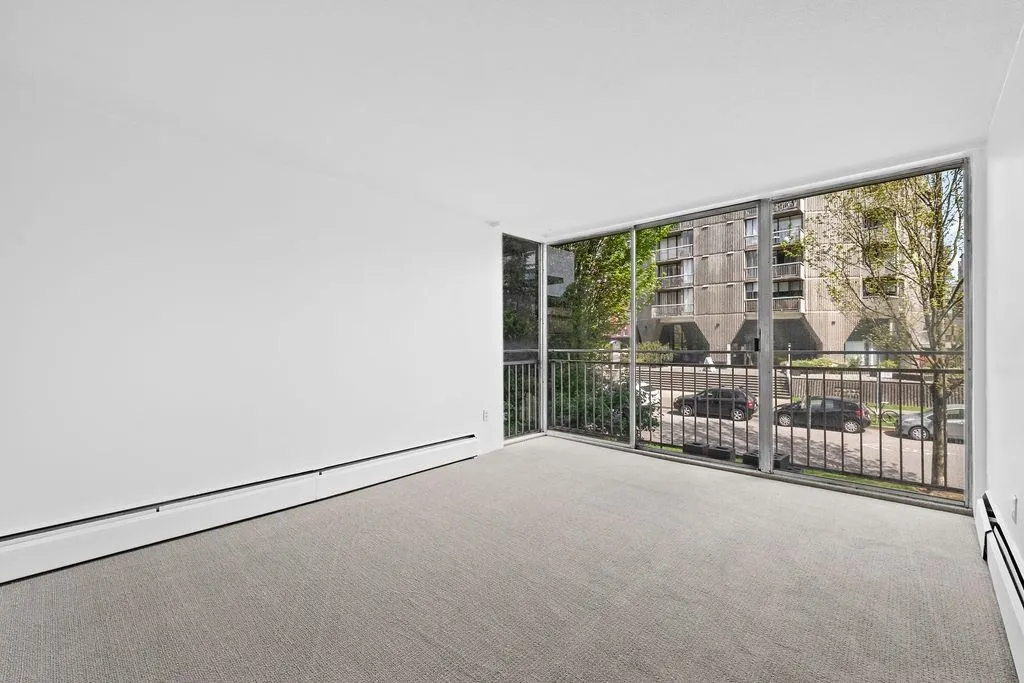 1250 Burnaby Street #203