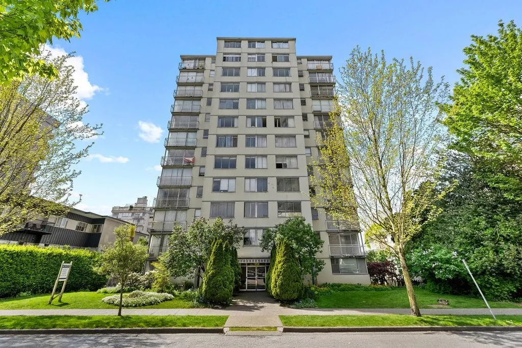 1250 Burnaby Street #203