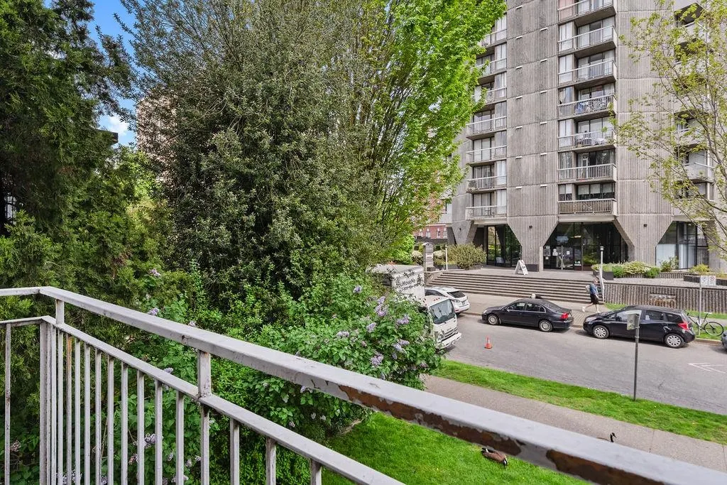 1250 Burnaby Street #203