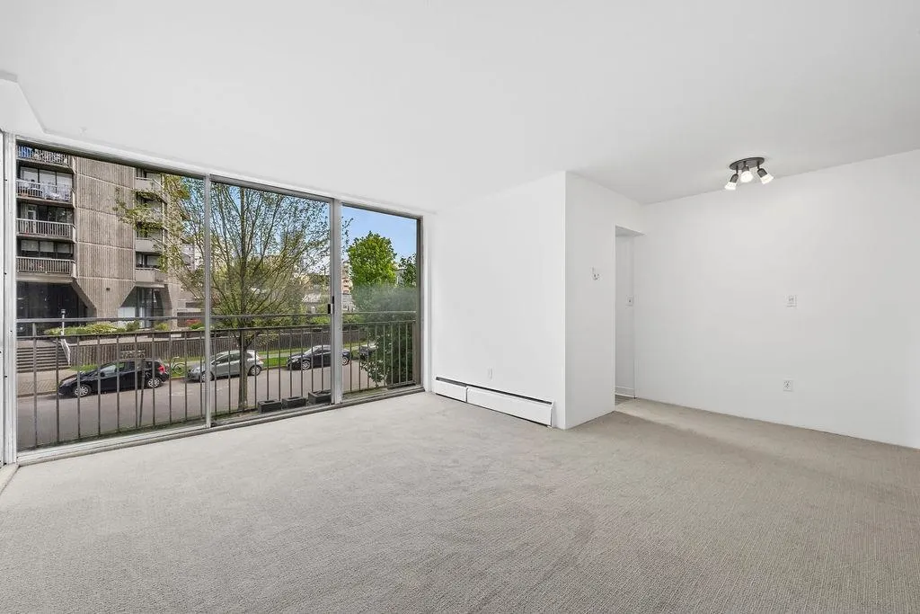 1250 Burnaby Street #203