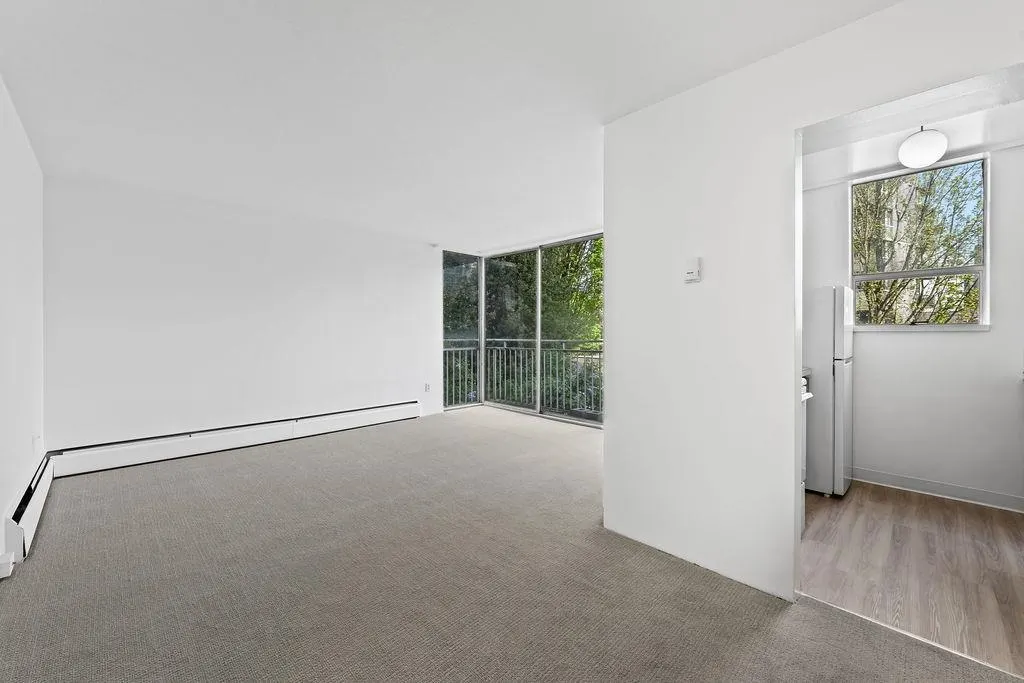 1250 Burnaby Street #203