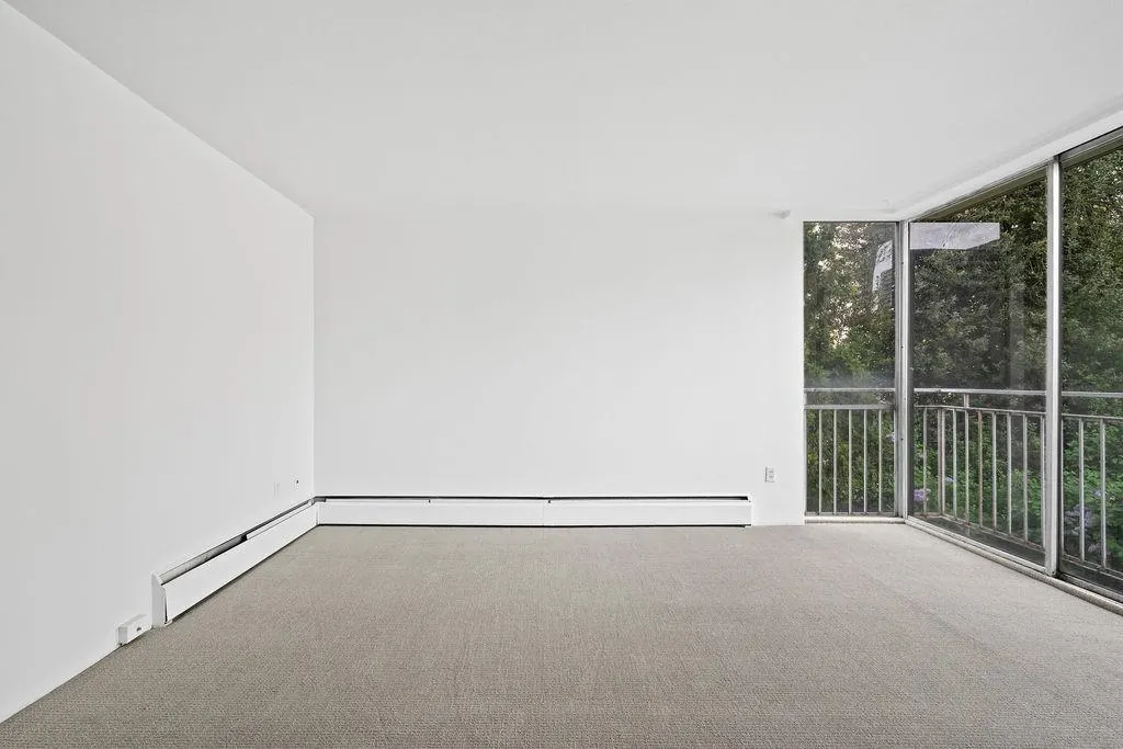 1250 Burnaby Street #203
