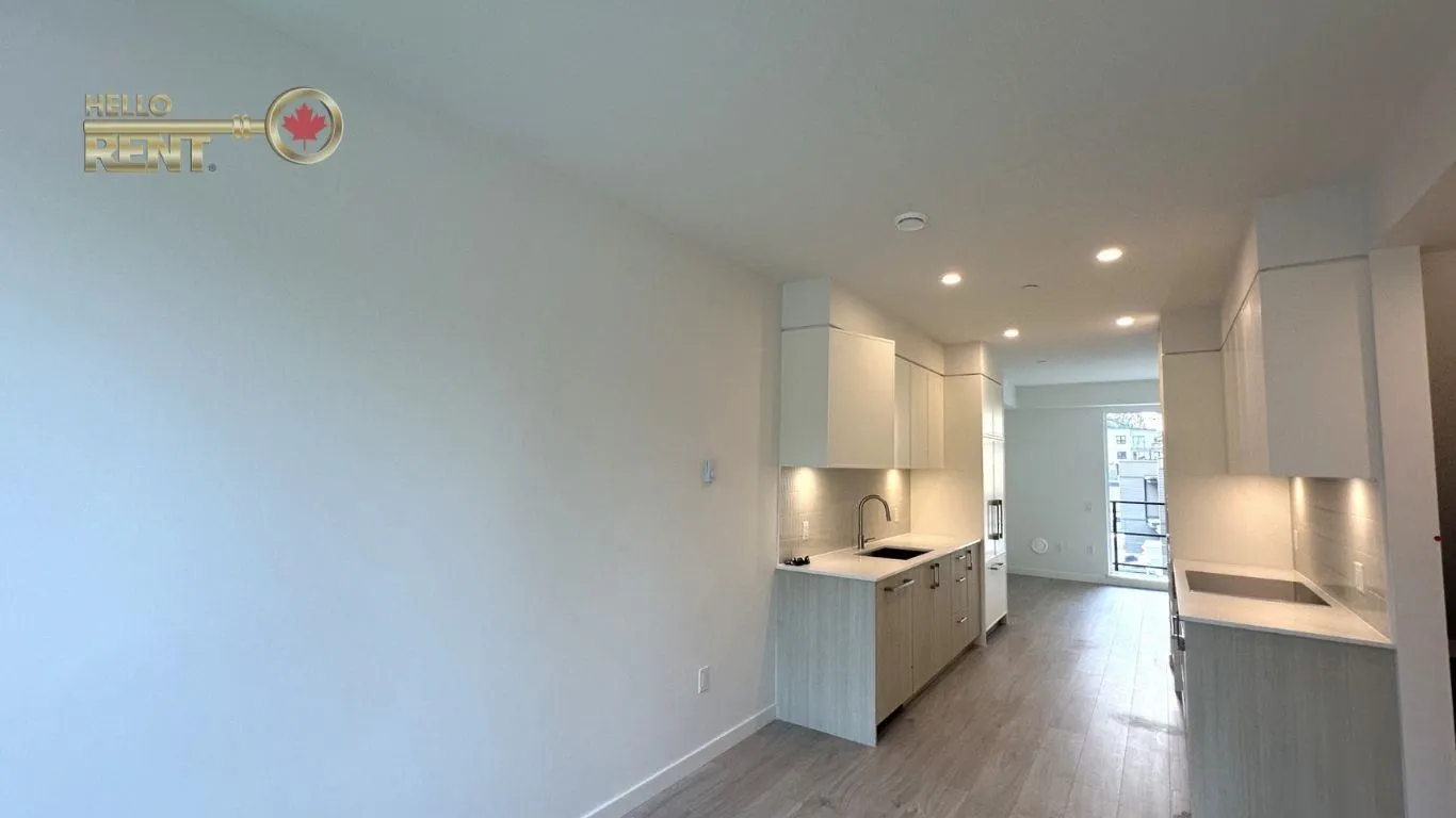 956 Lytton Street #109