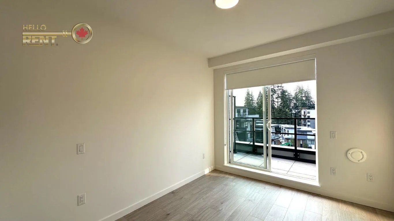 956 Lytton Street #109