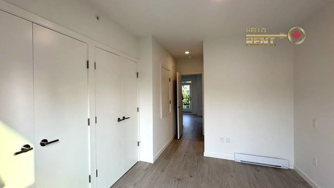956 Lytton Street #109