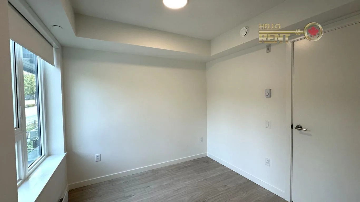 956 Lytton Street #109