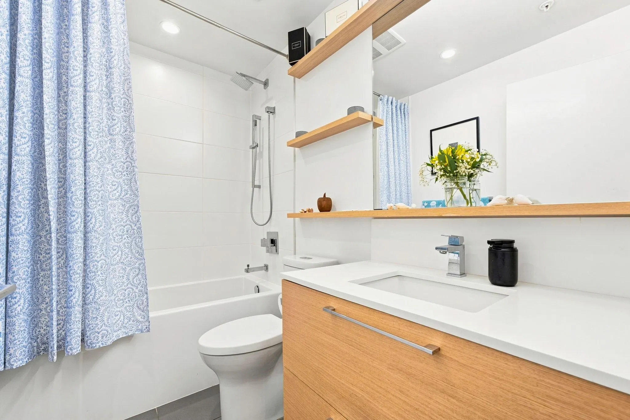 1327 Draycott Road #401