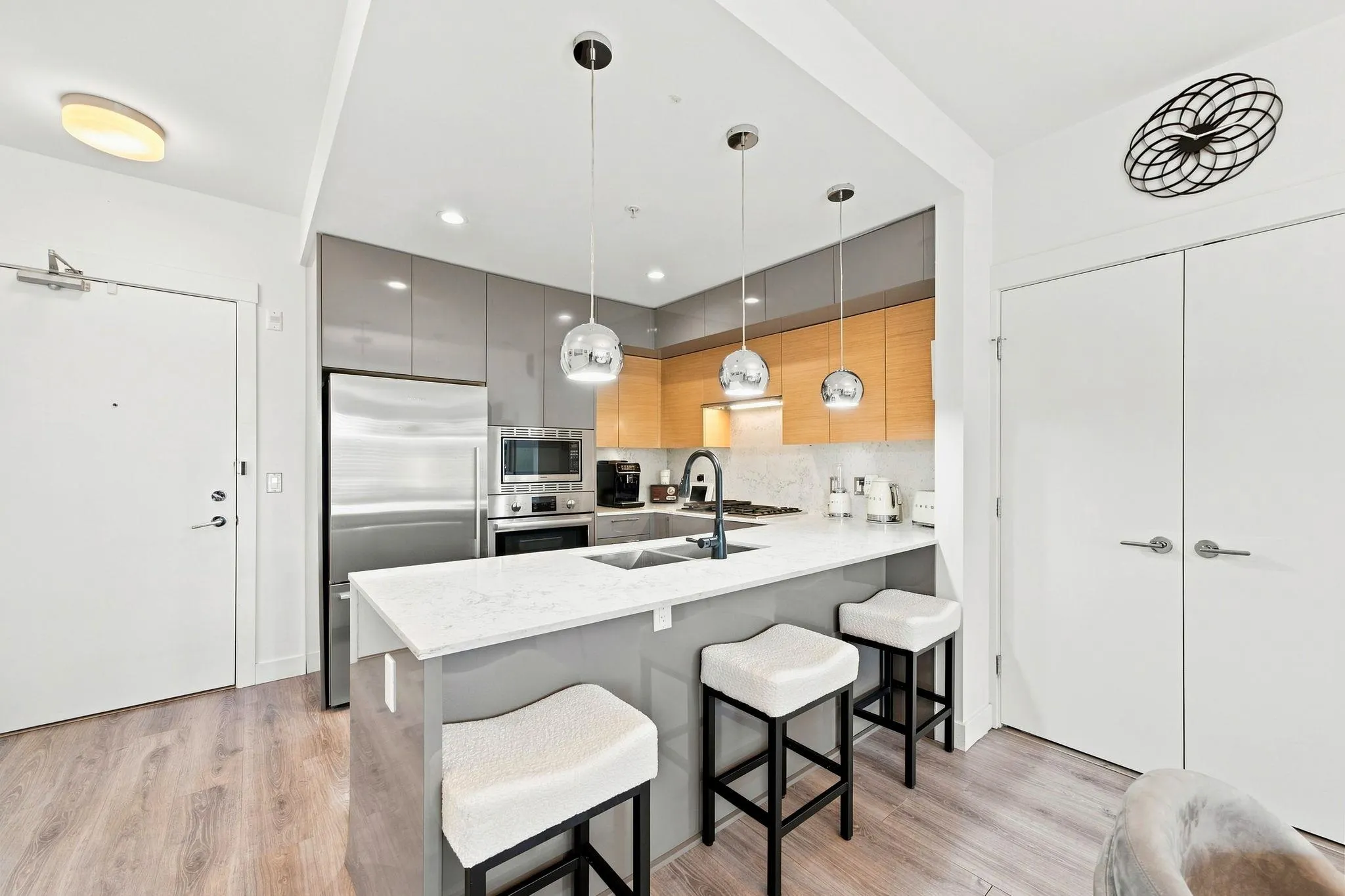 1327 Draycott Road #401