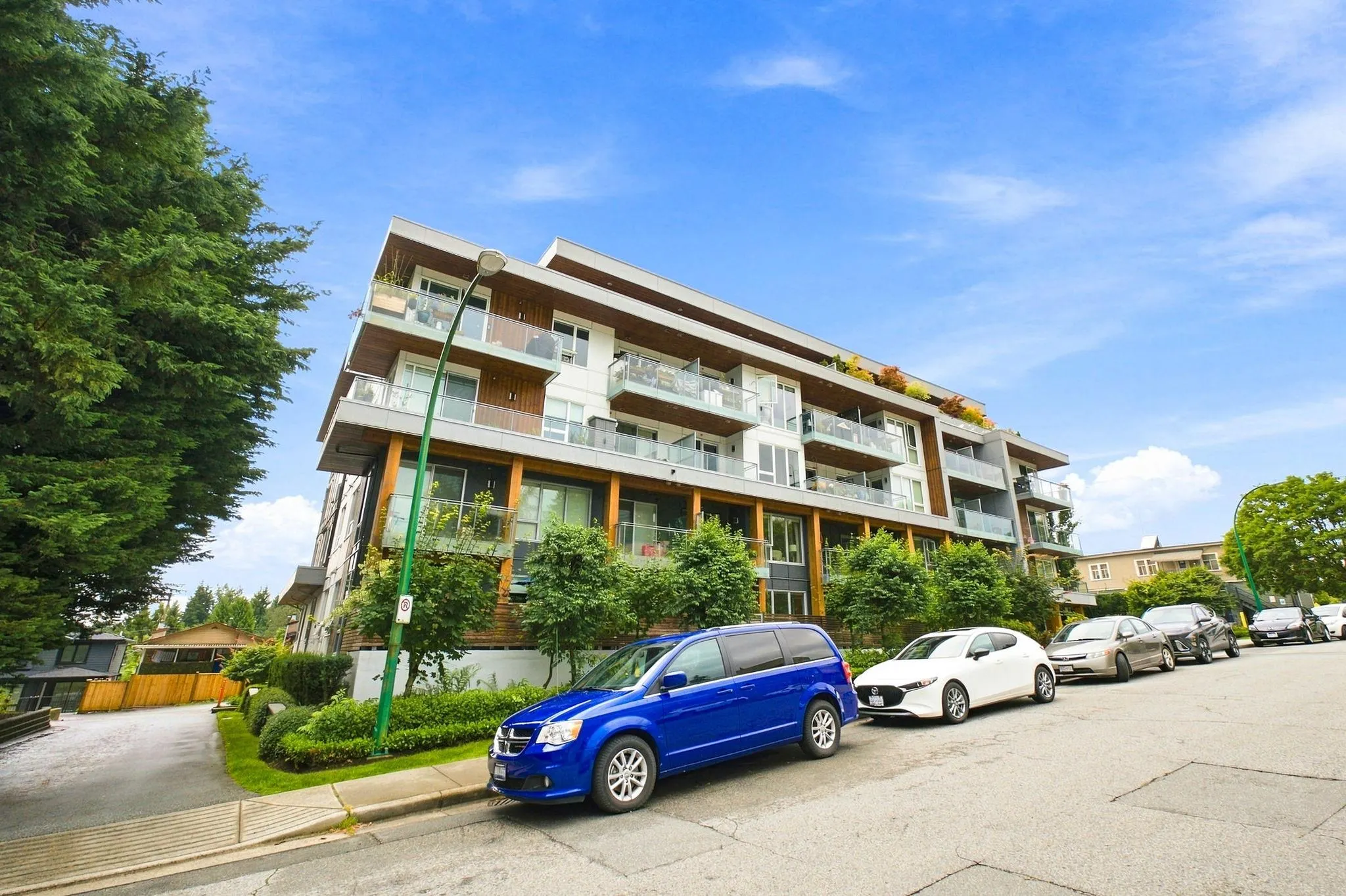 1327 Draycott Road #401