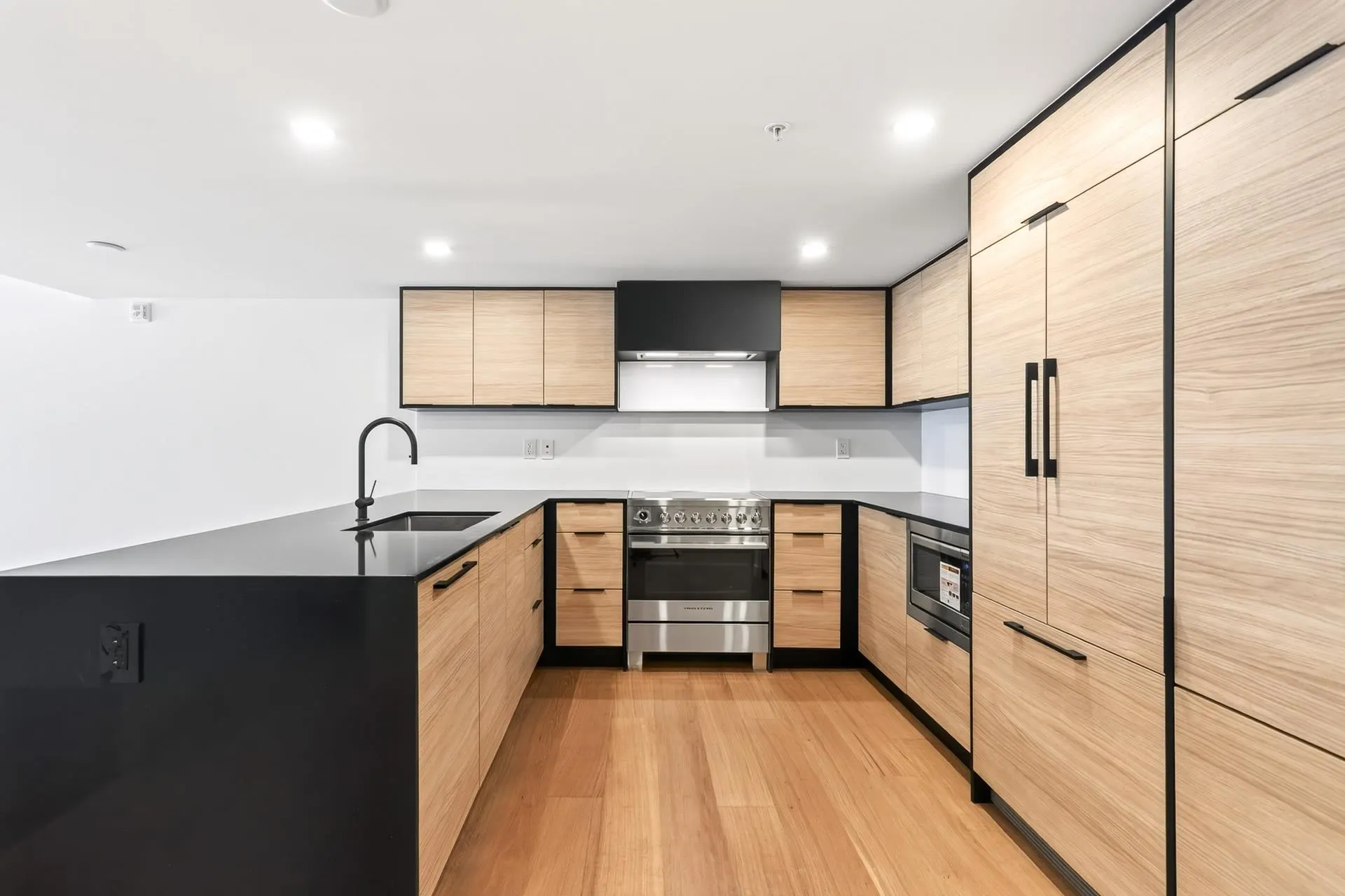 6485 Manitoba Street #103