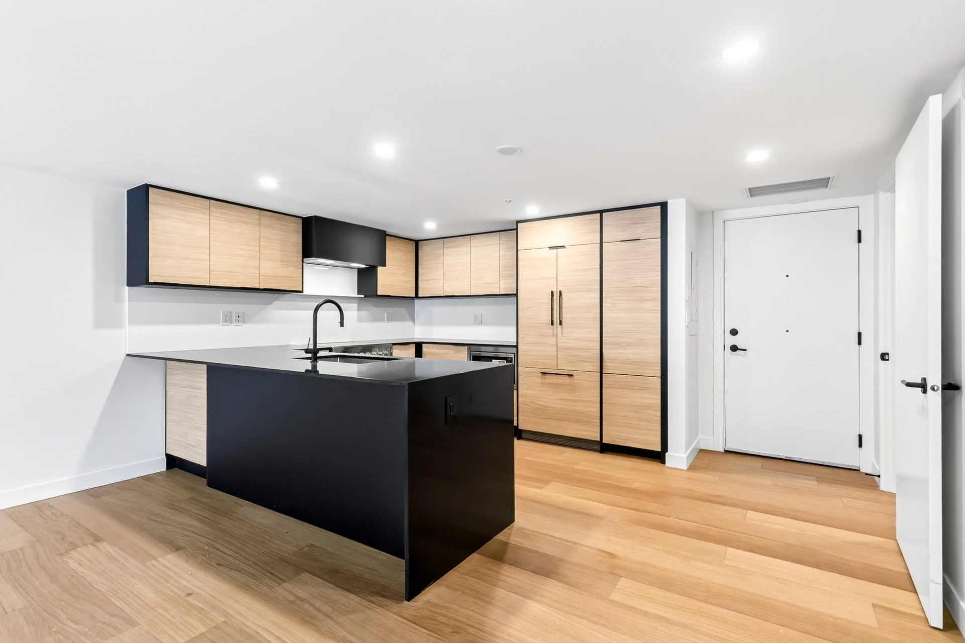 6485 Manitoba Street #103