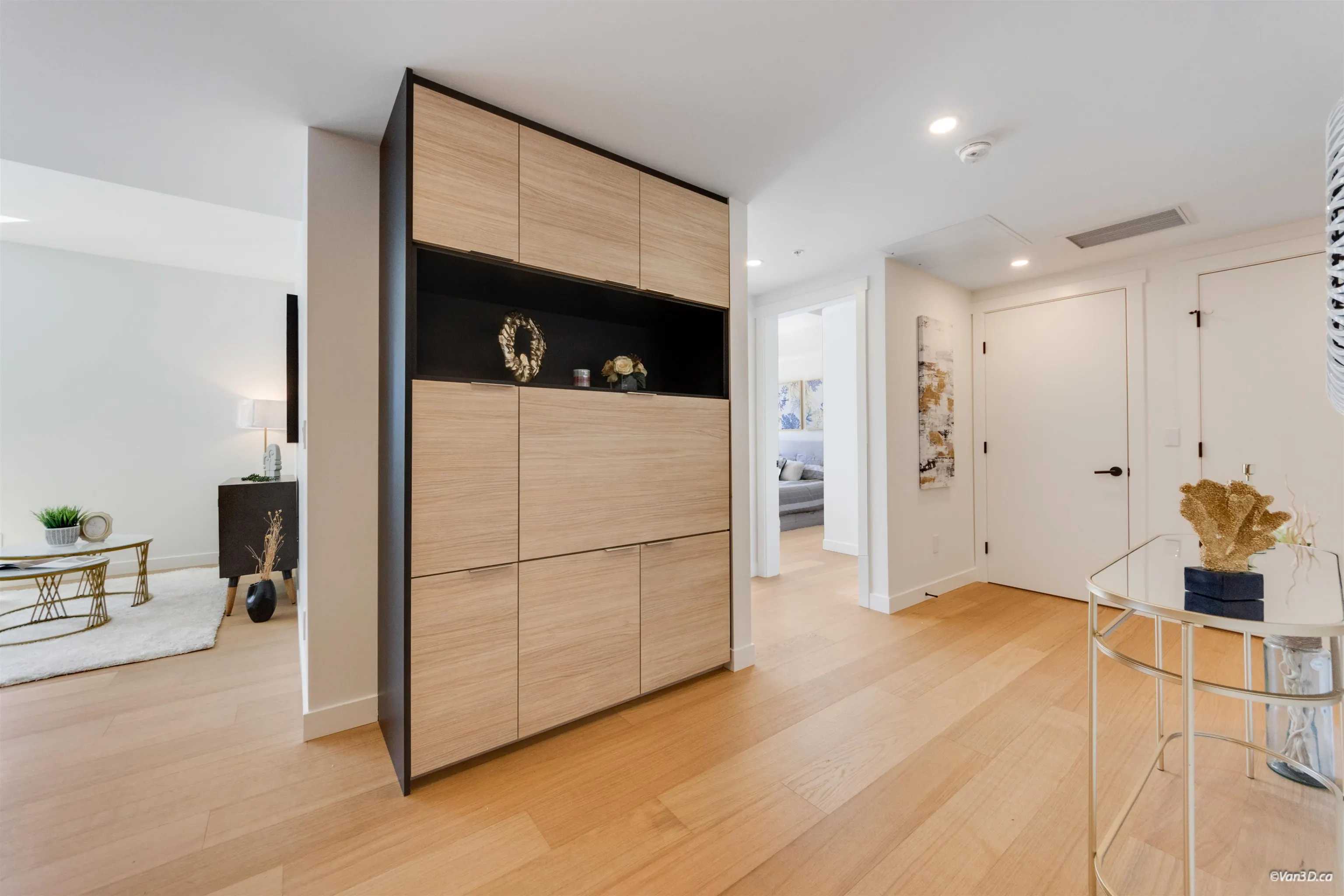 6485 Manitoba Street #302