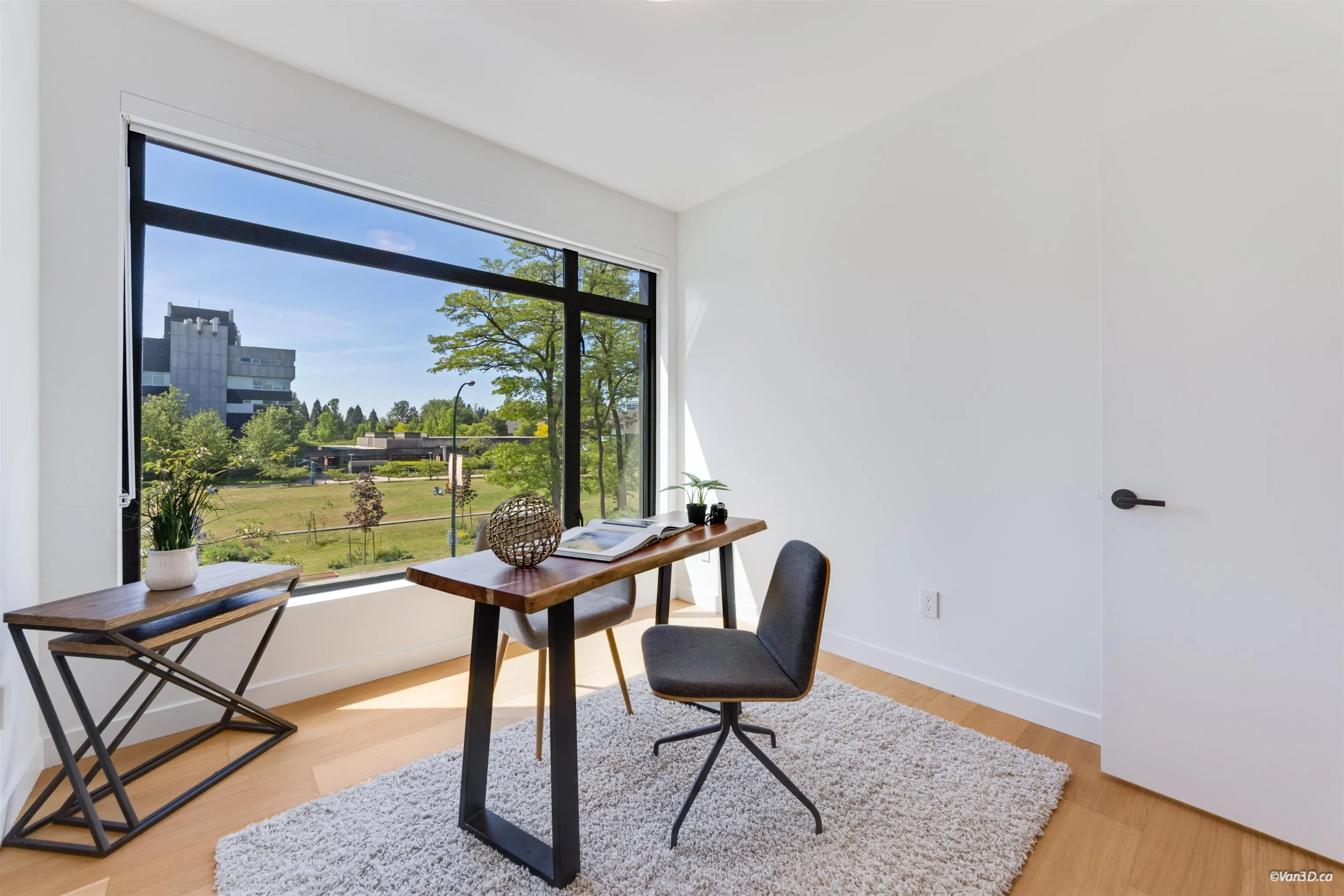 6485 Manitoba Street #302