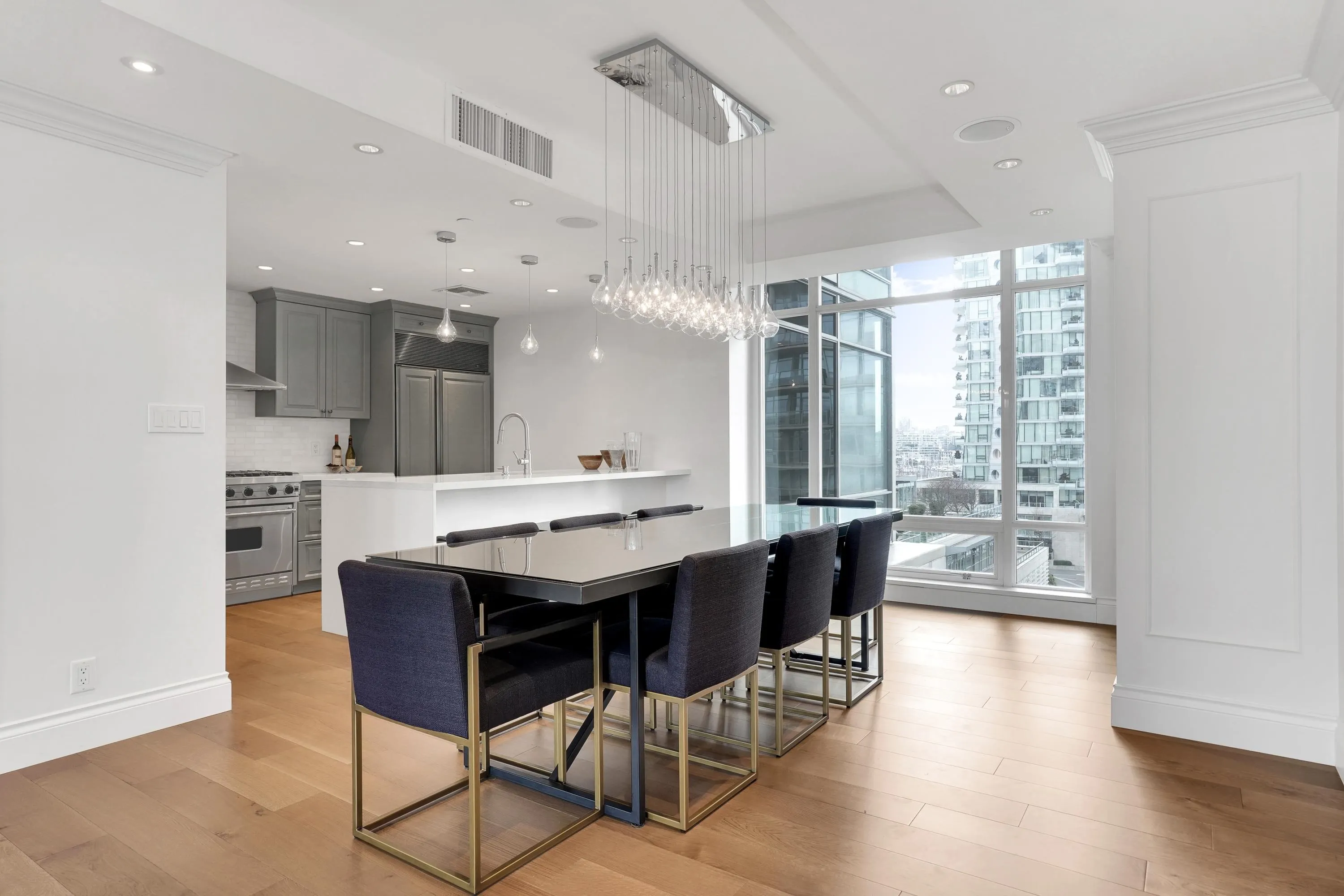 426 Beach Crescent #701