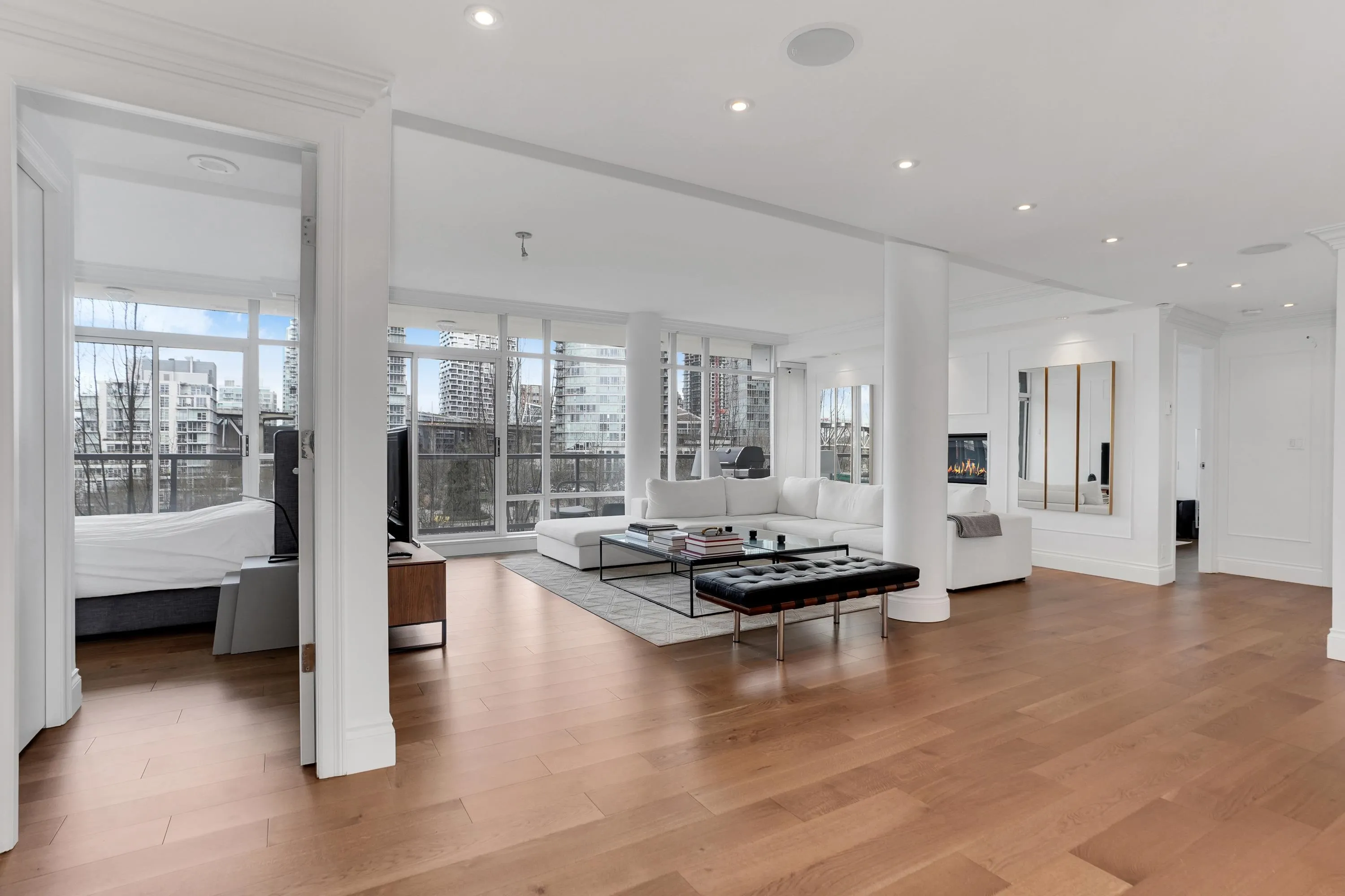 426 Beach Crescent #701