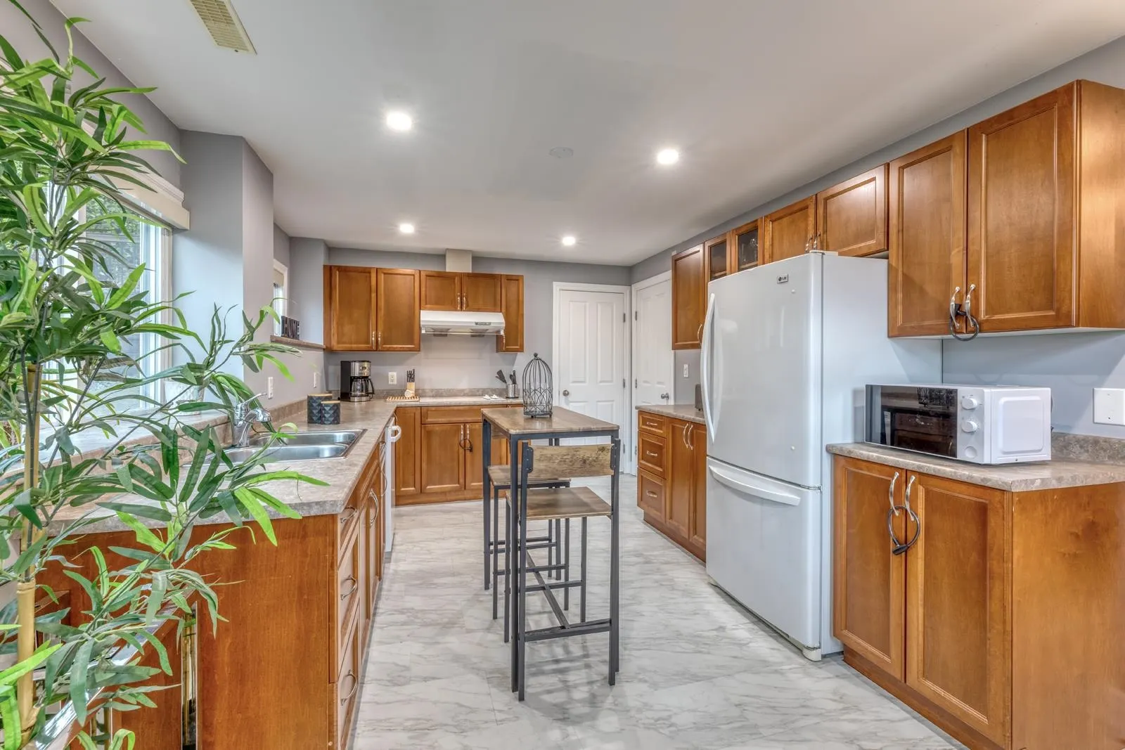 1227 Ioco Road