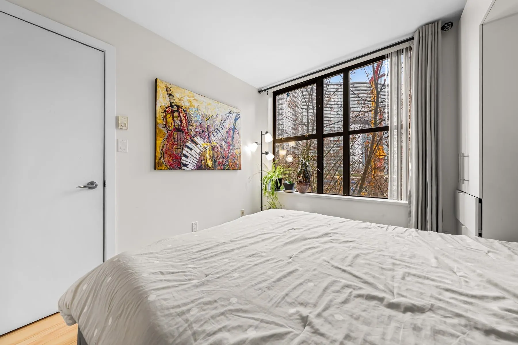 989 Beatty Street #305