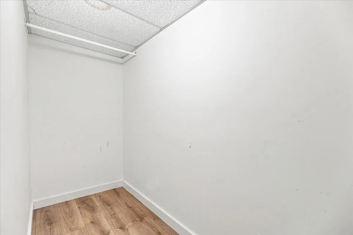 5415 Peach Road #18
