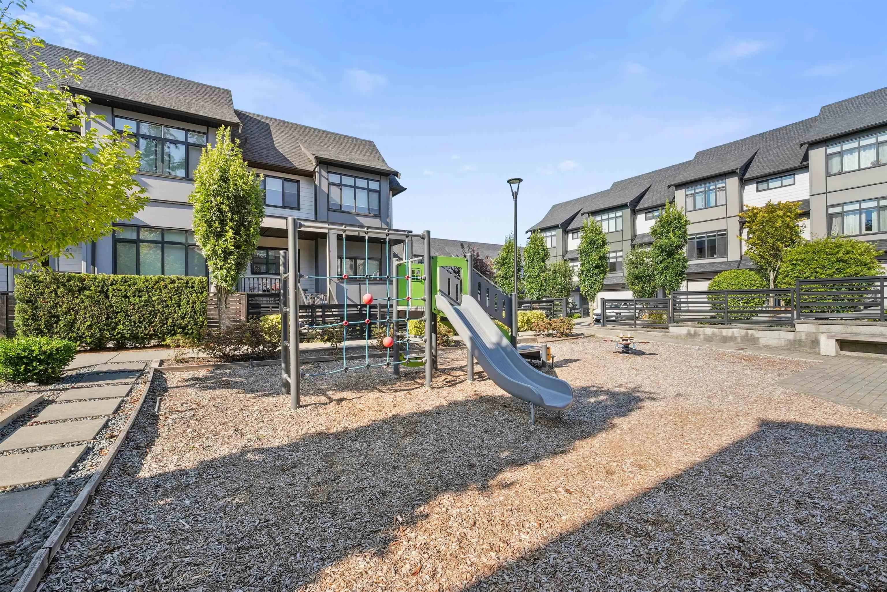 15177 60 Avenue #14
