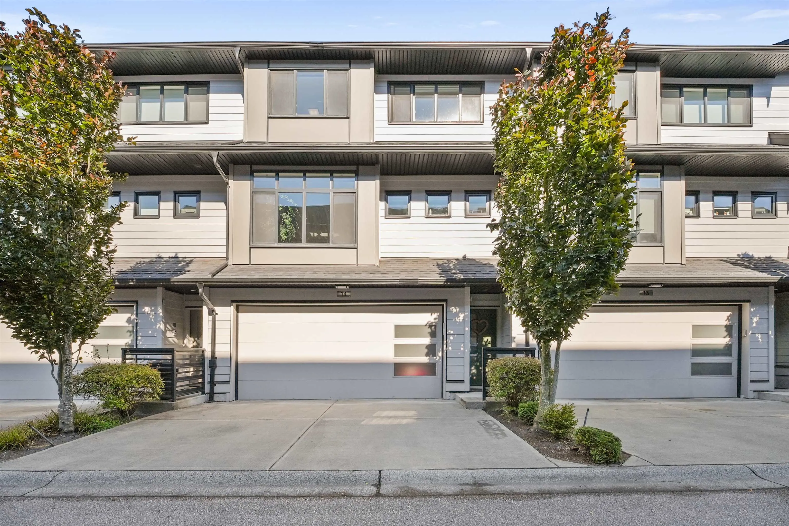 15177 60 Avenue #14