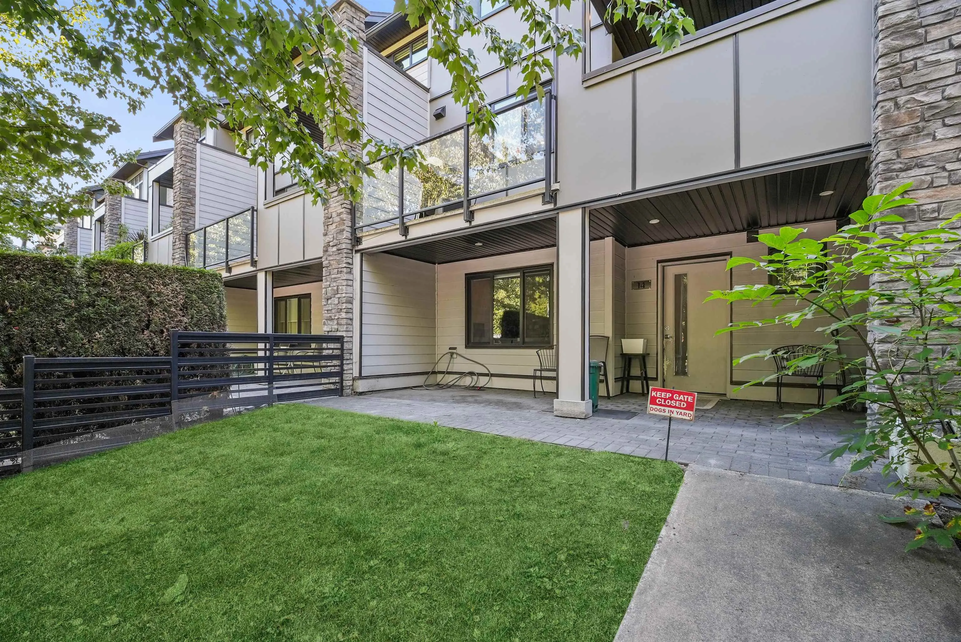 15177 60 Avenue #14